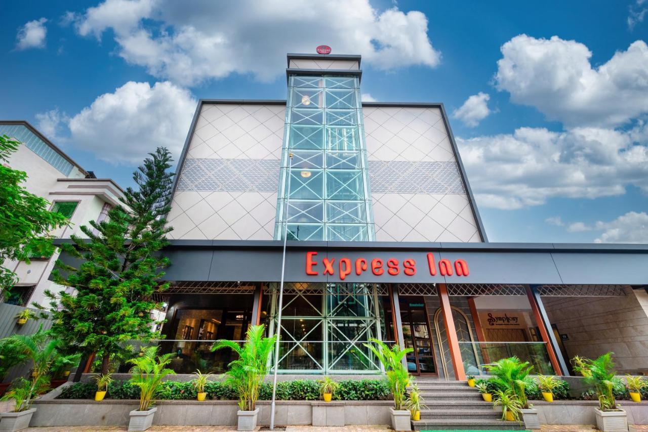 Freesia By Express Inn Pālghar Exterior foto